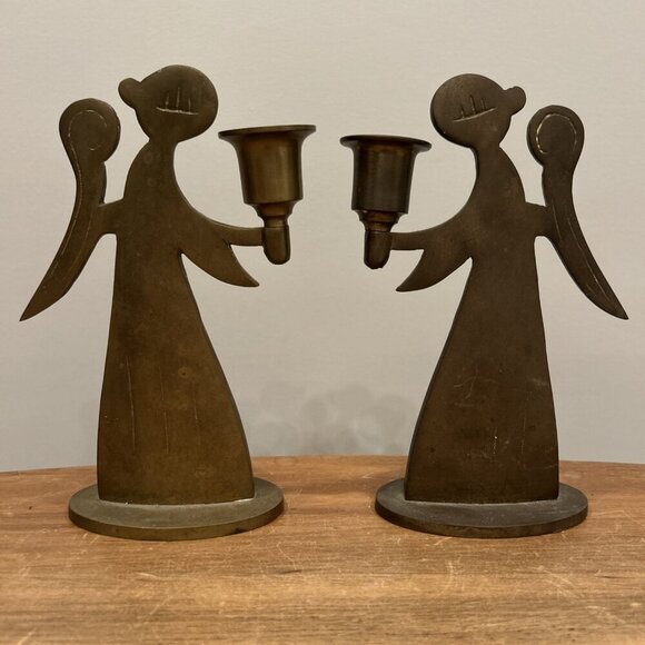 VINTAGE PAIR Solid BRASS ANGEL Taper CANDLE HOLDERS CANDLESTICKS HEAVY 7.5” - Picture 1 of 4